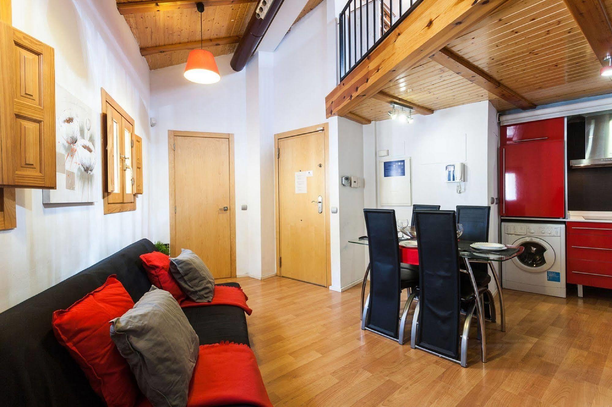 Like Apartments Lonja Valencia Eksteriør bilde